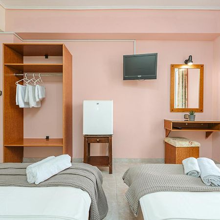 Hotel Aura لاغاناس المظهر الخارجي الصورة