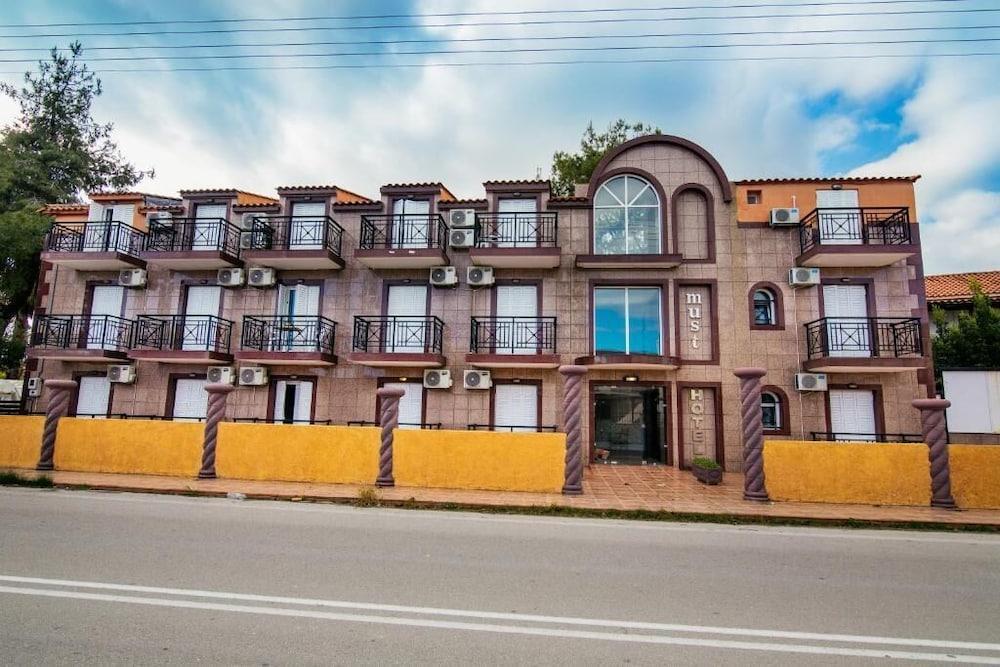 Hotel Aura لاغاناس المظهر الخارجي الصورة