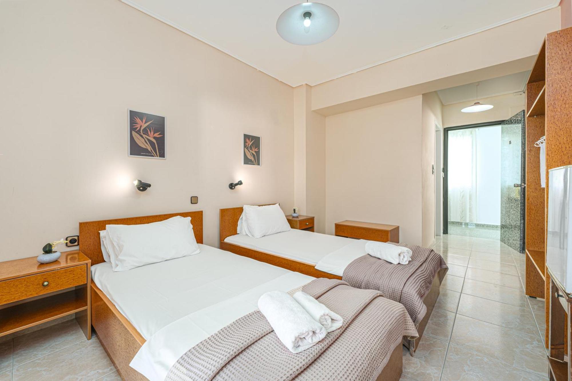 Hotel Aura لاغاناس المظهر الخارجي الصورة