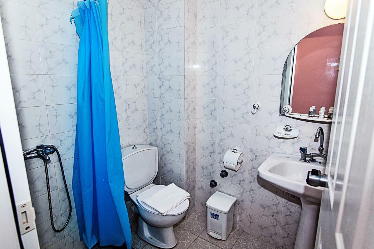 Hotel Aura لاغاناس المظهر الخارجي الصورة